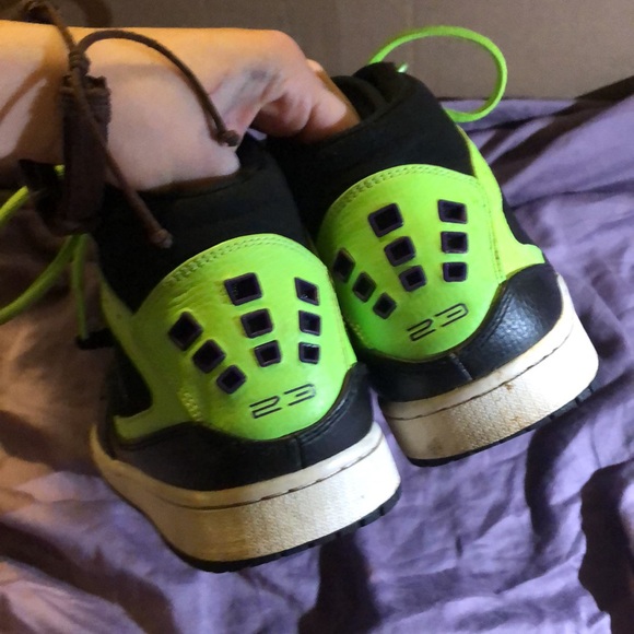 Mens shoes or boys - Picture 3 of 3